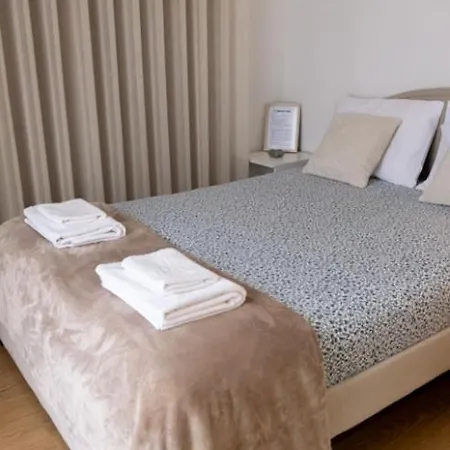 Je T'aime Solar Sao Joao Konukevi São João da Madeira